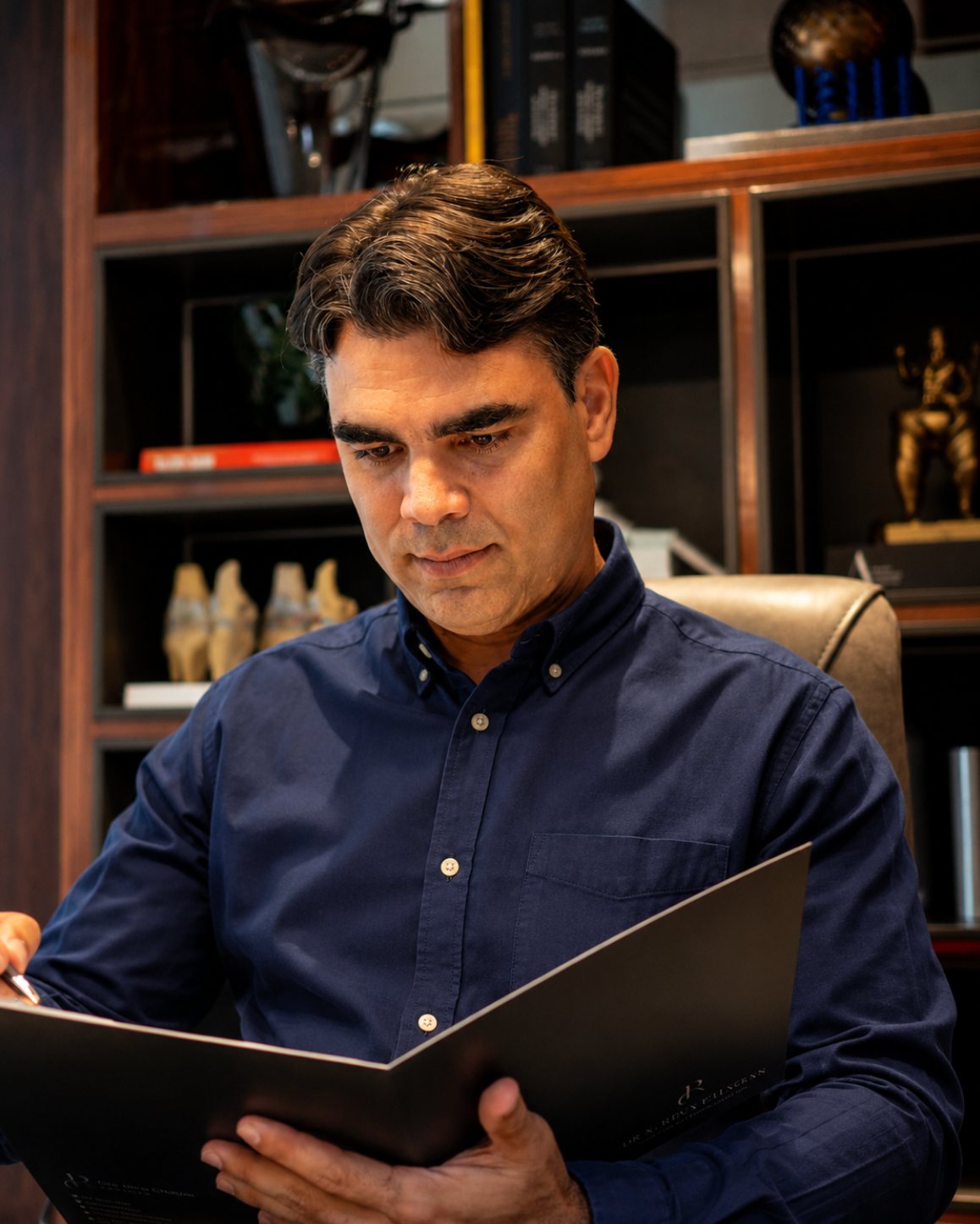 Dr. Matheus Andrade, ortopedista e traumatologista, em atendimento em Salvador